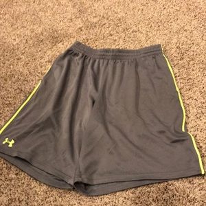 Men’s L Under Armor Athletic Shorts (10)